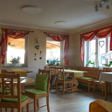 אכינג Wirtsberg Pension & Cafe מראה חיצוני תמונה